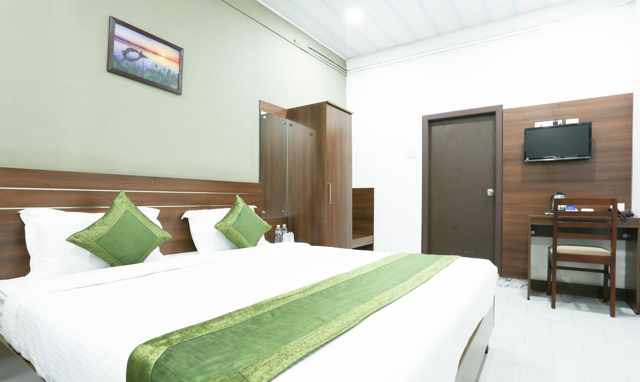Treebo Trip Swiss Garden Hotel มุนนาร์ ภายนอก รูปภาพ